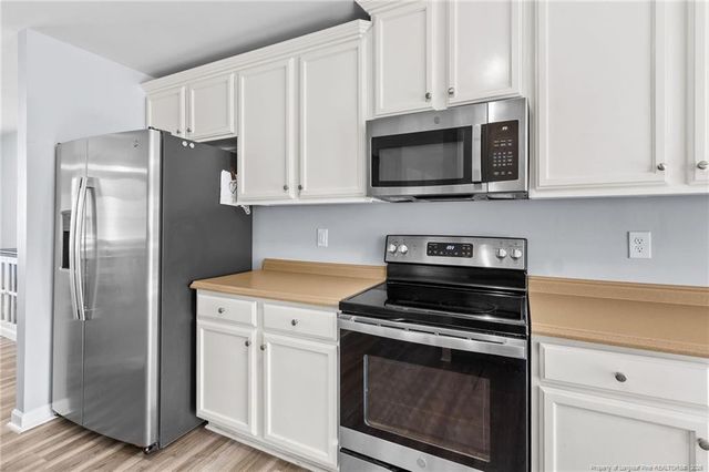 1454 Laguardia Drive, Hope Mills, NC 28348