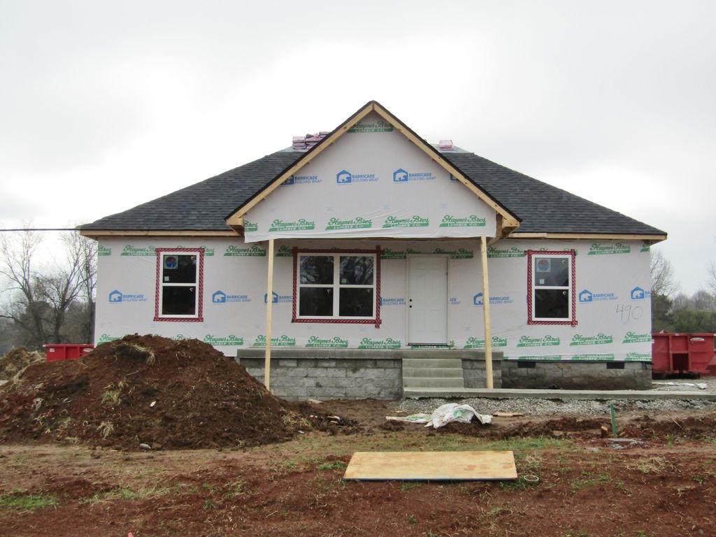 490 Crescent Factory Rd, Lawrenceburg, TN 38464