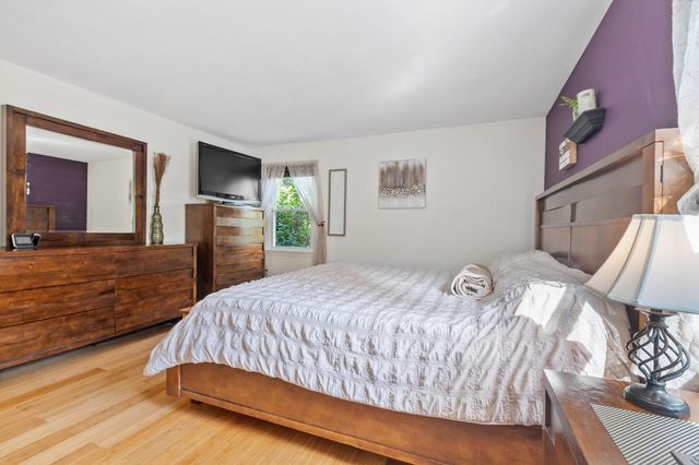 54 North St, Leominster, MA 01453