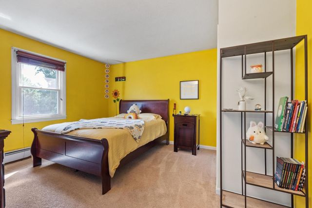 54 North St, Leominster, MA 01453