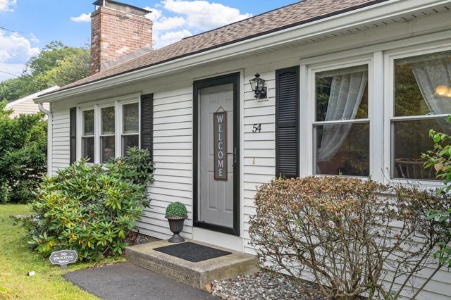 54 North St, Leominster, MA 01453