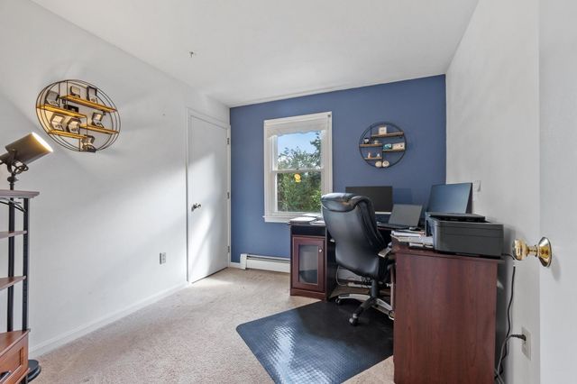 54 North St, Leominster, MA 01453