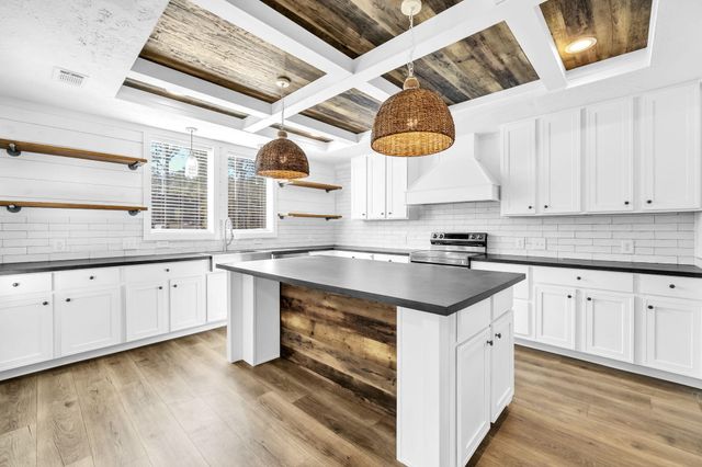 139 E Georgie East Street, Santa Rosa Beach, FL 32459