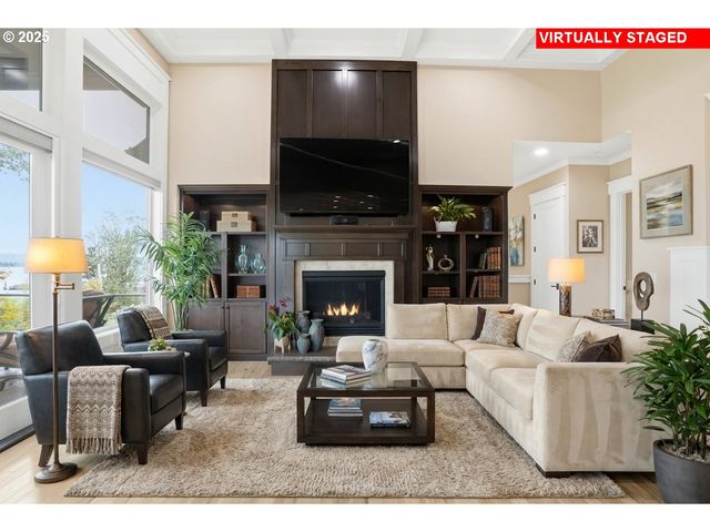 1016 Se 64TH Ct, Vancouver, WA 98661