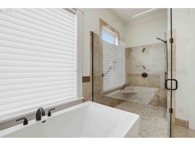 1016 Se 64TH Ct, Vancouver, WA 98661