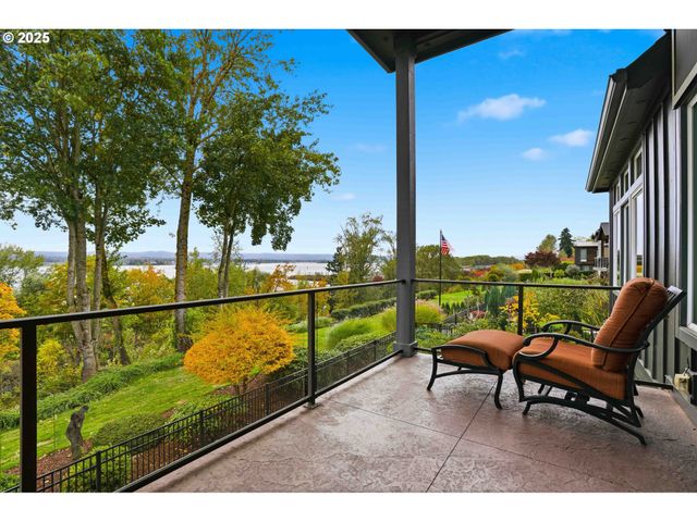 1016 Se 64TH Ct, Vancouver, WA 98661