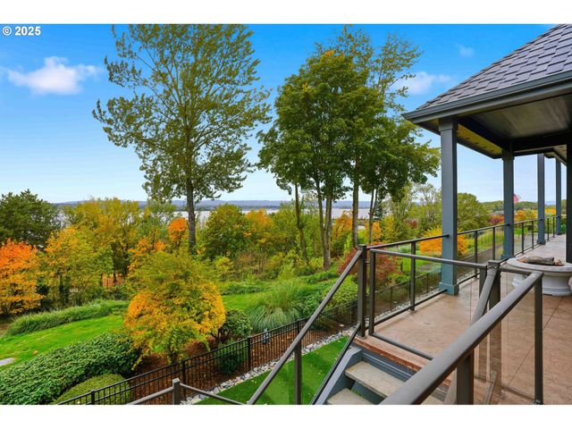 1016 Se 64TH Ct, Vancouver, WA 98661