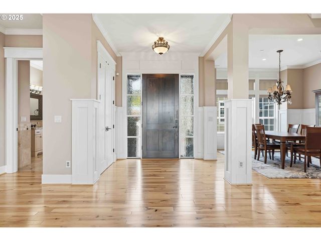 1016 Se 64TH Ct, Vancouver, WA 98661