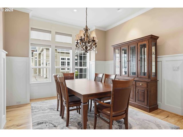 1016 Se 64TH Ct, Vancouver, WA 98661