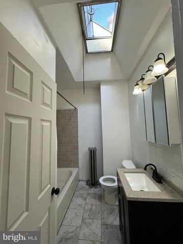 1966 W SPARKS ST, Philadelphia, PA 19141