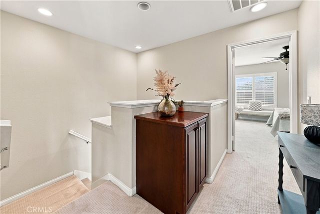 28453 Casselman Lane, Saugus, CA 91350