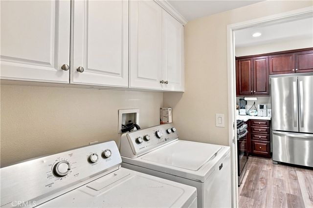 28453 Casselman Lane, Saugus, CA 91350