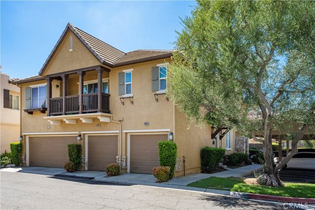 28453 Casselman Lane, Saugus, CA 91350