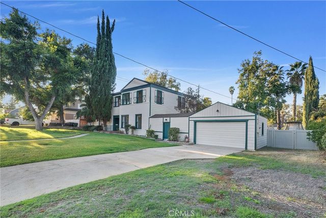 1110 Cedar Avenue, Redlands, CA 92373