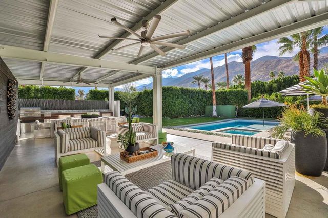 470 E Avenida Olancha, Palm Springs, CA 92264