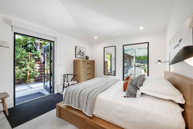 470 E Avenida Olancha, Palm Springs, CA 92264