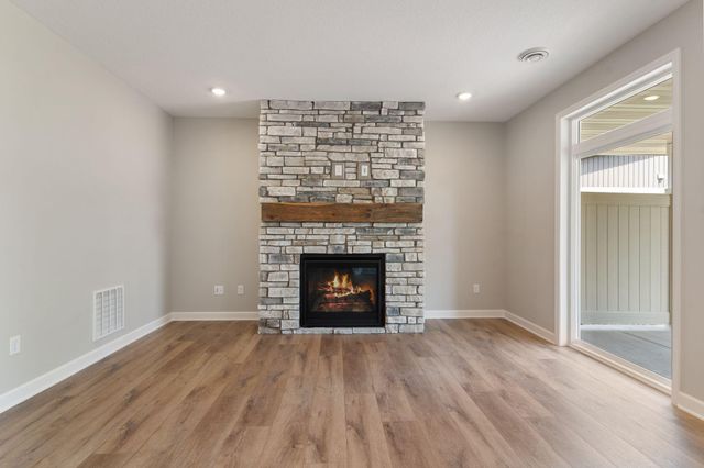 1954 Woods Point, Waconia, MN 55387