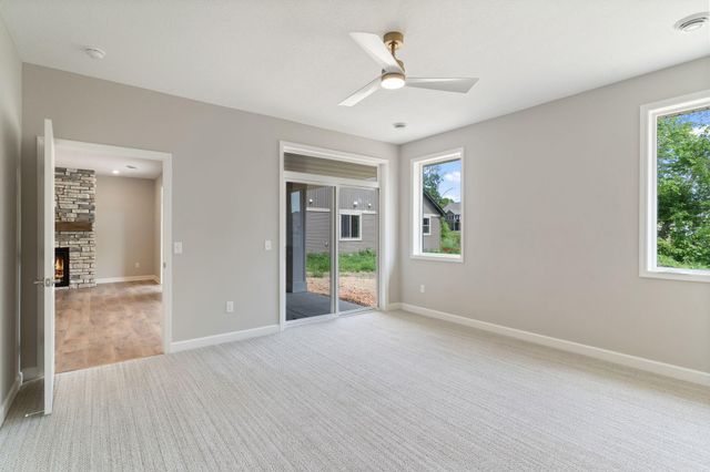 1954 Woods Point, Waconia, MN 55387