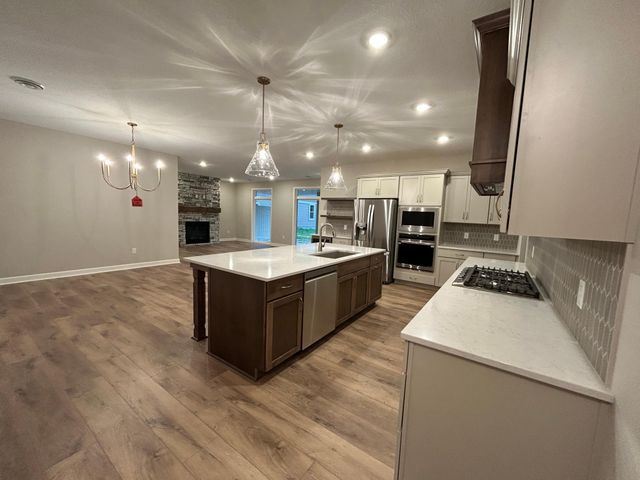 1954 Woods Point, Waconia, MN 55387