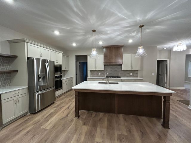 1954 Woods Point, Waconia, MN 55387