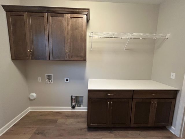 1954 Woods Point, Waconia, MN 55387