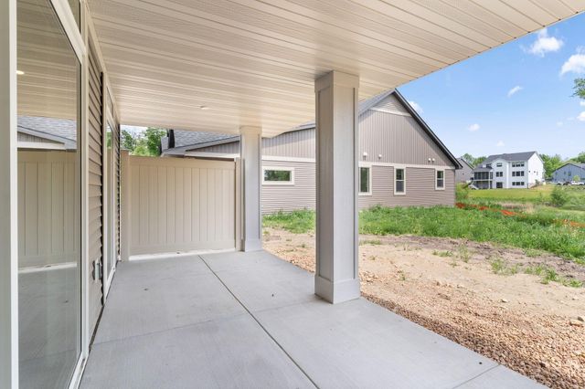 1954 Woods Point, Waconia, MN 55387