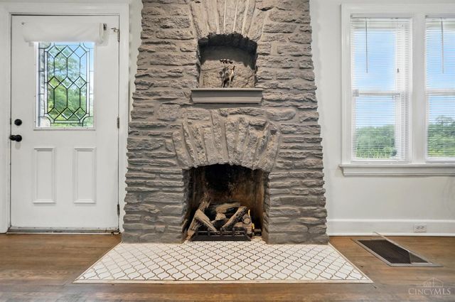 130 Mary Lane, Cincinnati, OH 45217