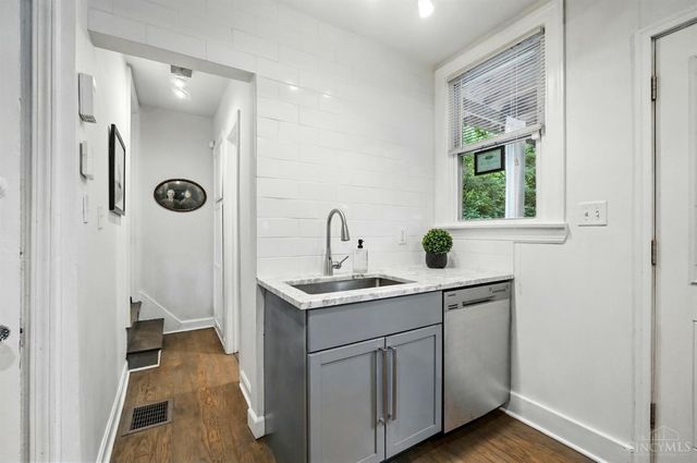 130 Mary Lane, Cincinnati, OH 45217