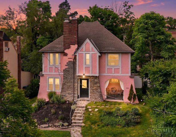 130 Mary Lane, Cincinnati, OH 45217