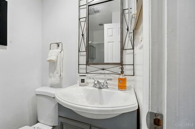 130 Mary Lane, Cincinnati, OH 45217
