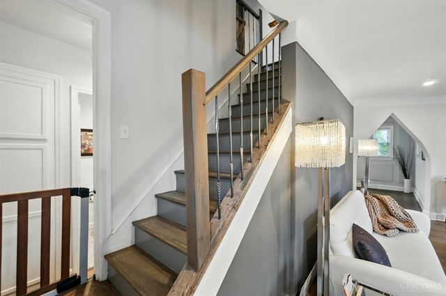 130 Mary Lane, Cincinnati, OH 45217