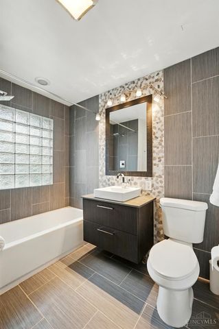 130 Mary Lane, Cincinnati, OH 45217