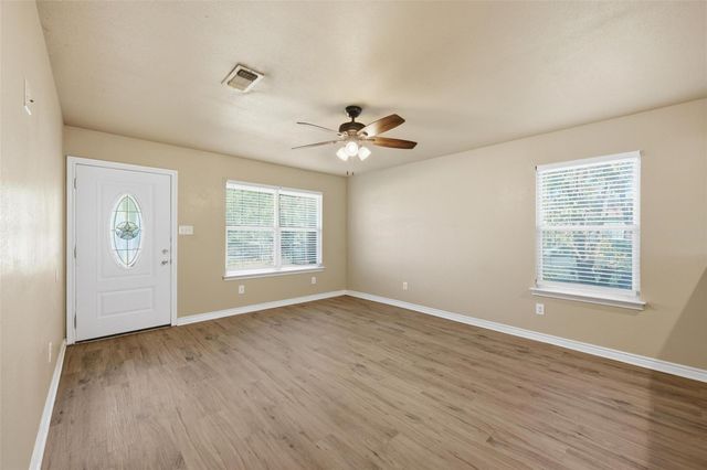 728 W Walker Street, Denison, TX 75020