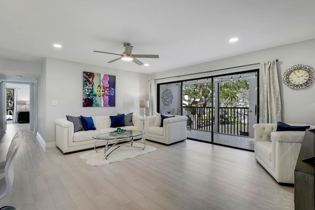 525 Dotterel Road 35d, Delray Beach, FL 33444