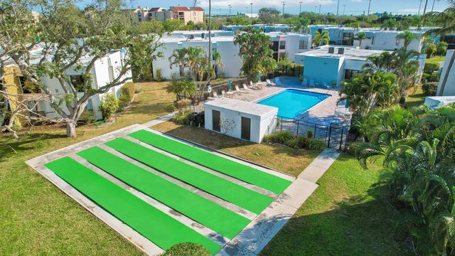 525 Dotterel Road 35d, Delray Beach, FL 33444