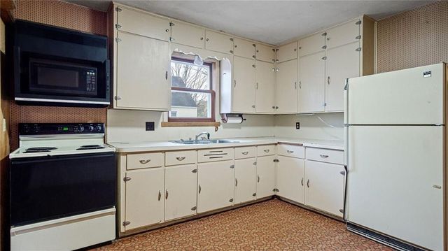 1705 9th Street, Eau Claire, WI 54703