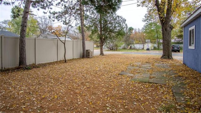 1705 9th Street, Eau Claire, WI 54703