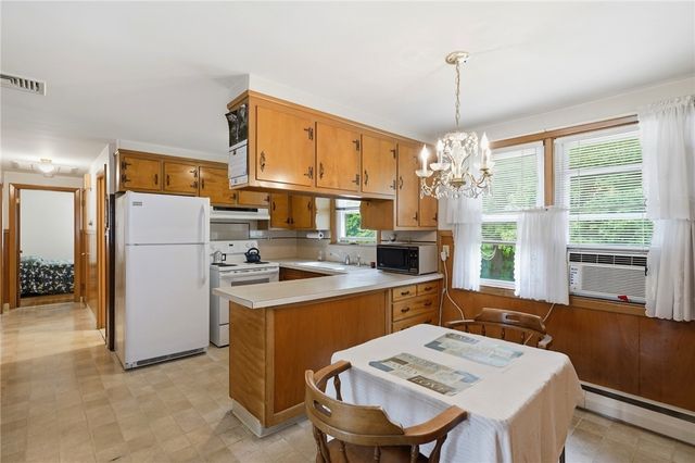27 Danby Street, Providence, RI 02904