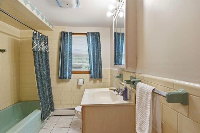 27 Danby Street, Providence, RI 02904