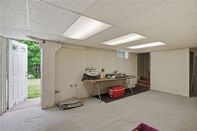 27 Danby Street, Providence, RI 02904