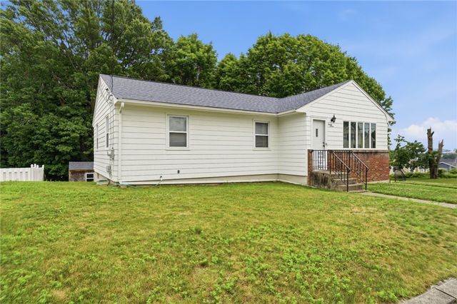 27 Danby Street, Providence, RI 02904