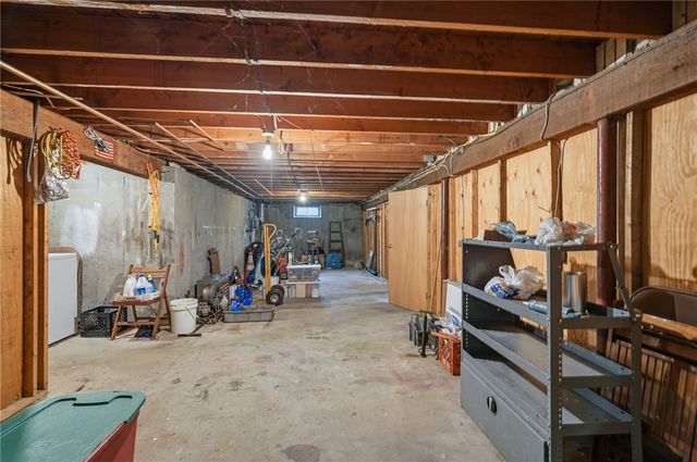 27 Danby Street, Providence, RI 02904