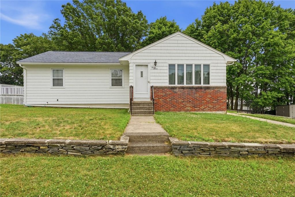 27 Danby Street, Providence, RI 02904