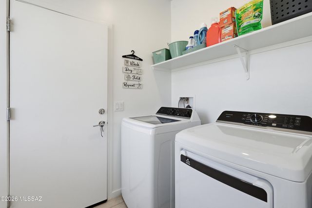 7049 W Star Garden Way, Tucson, AZ 85757