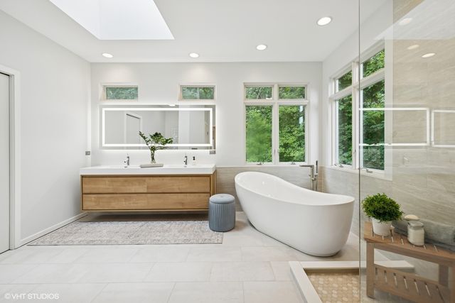 4017 Niblick Court, Crystal Lake, IL 60012