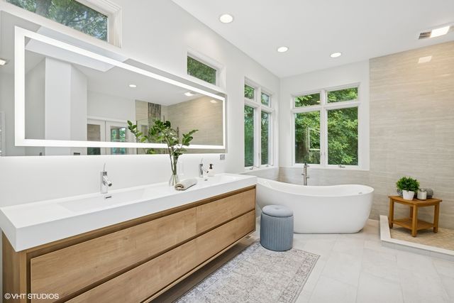 4017 Niblick Court, Crystal Lake, IL 60012