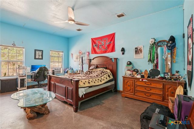 3001 Curry Rd, Seguin, TX 78155