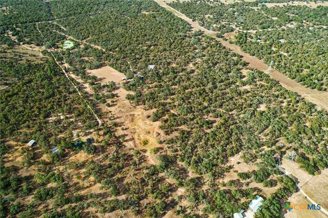 3001 Curry Rd, Seguin, TX 78155