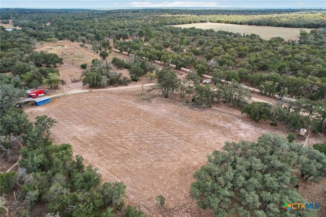 3001 Curry Rd, Seguin, TX 78155