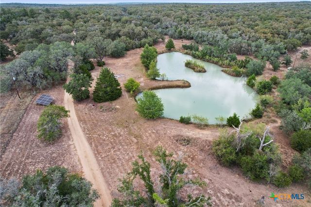 3001 Curry Rd, Seguin, TX 78155